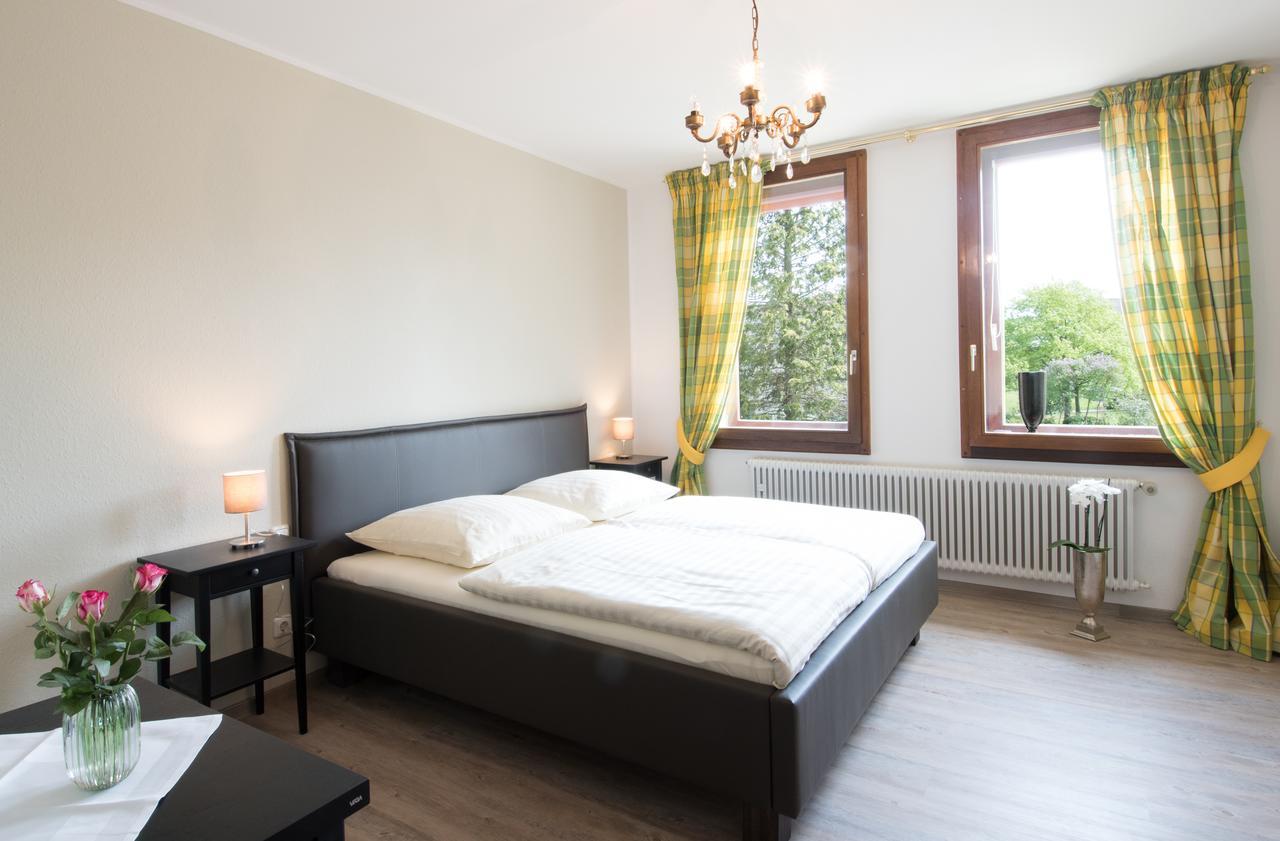 Bed and Breakfast Altes Forsthaus à Manderscheid Extérieur photo
